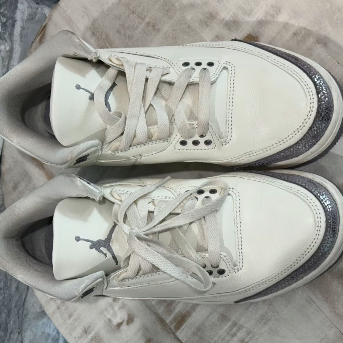 Used - Air Jordan 3 Retro Sail Cement Grey (Women's) - US W 7.5 - detail 3