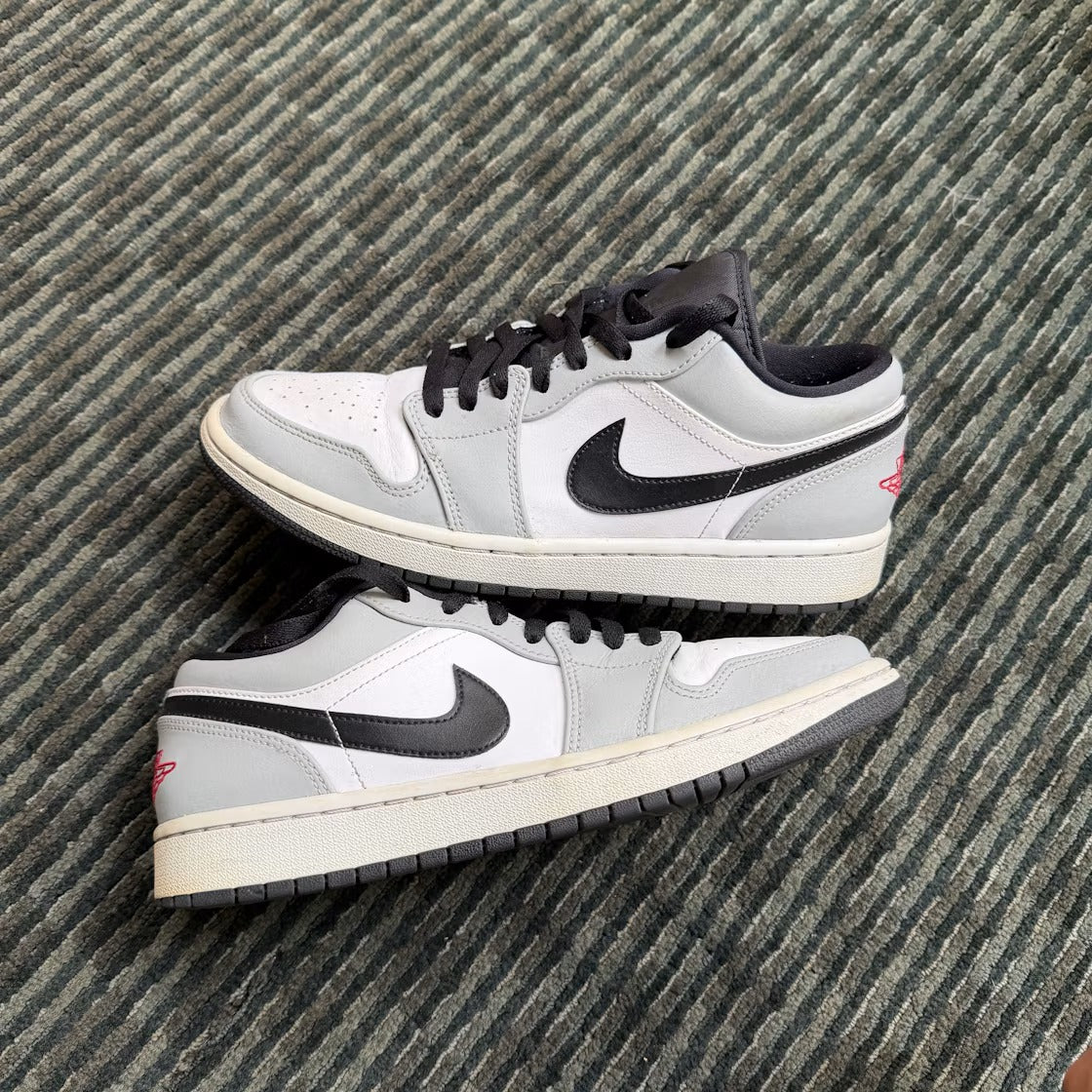 Used - Air Jordan 1 Low Light Smoke Grey - US M 8.5 - detail 1