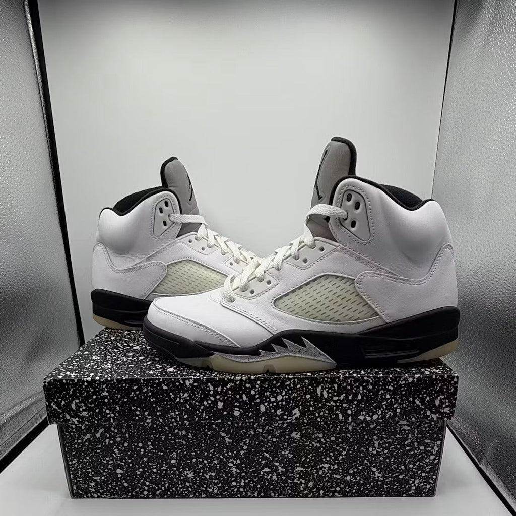 Used - Air Jordan 5 Retro Reverse Metallic - US M 10 - detail 1