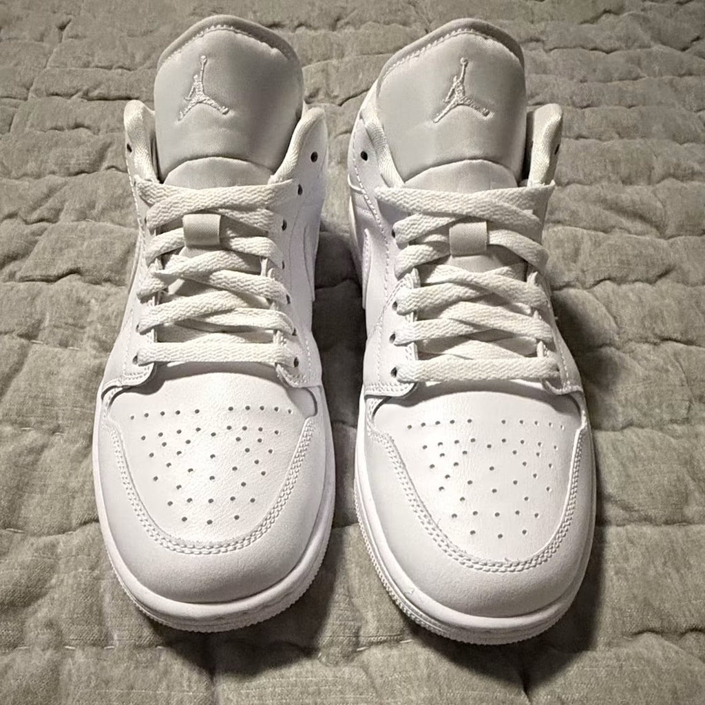 Air Jordan 1 Low Triple White (2022) (Women's) - US W 10 - New - Other - detail 1