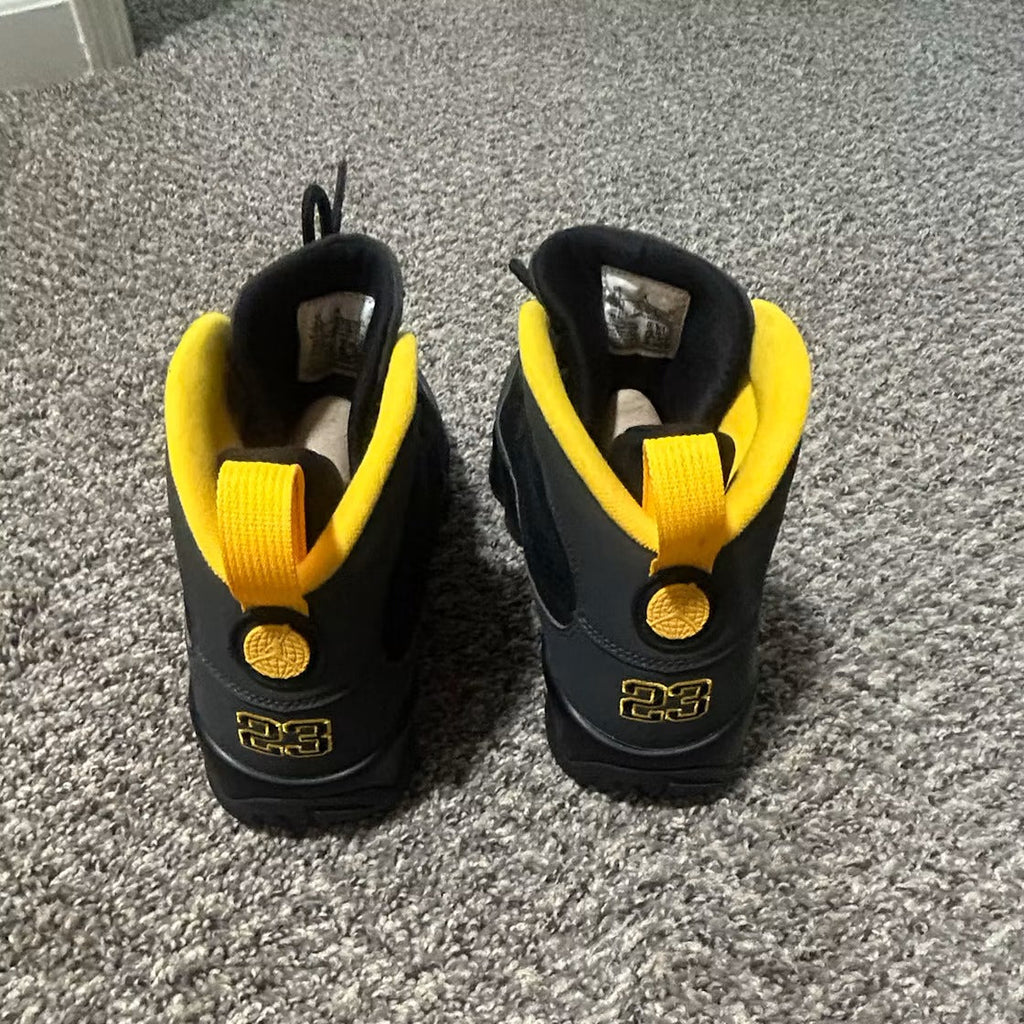 Used - Air Jordan 9 Retro Dark Charcoal University Gold - US M 9.5 - detail 1