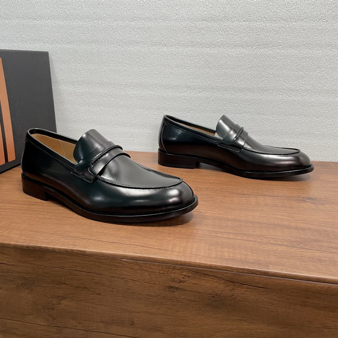 Zegna Black Apron-Toe Loafers — side