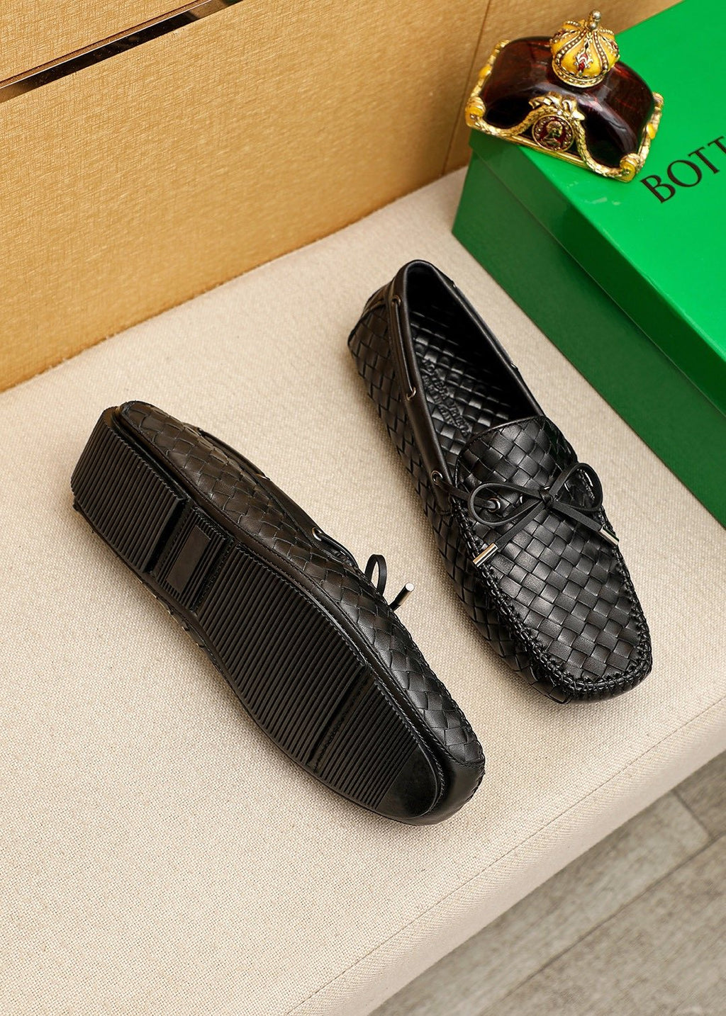 Bottega Veneta Black Woven Lace-Up Loafers — front