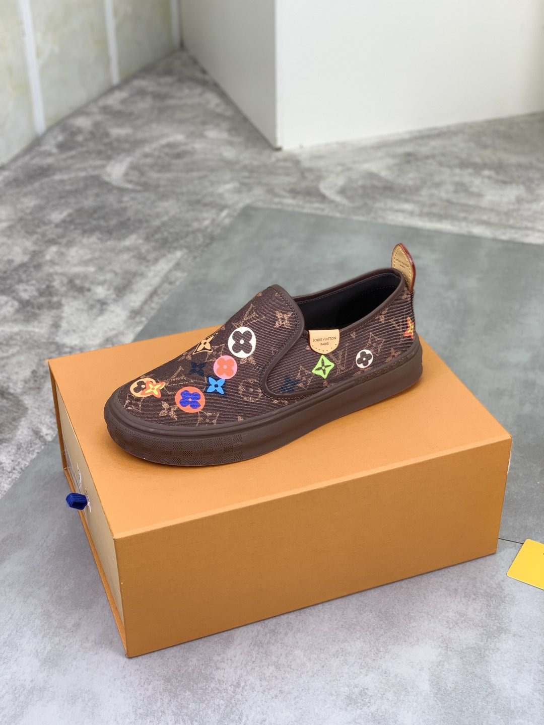 Louis Vuitton Floral Print Slip-On Shoes — side