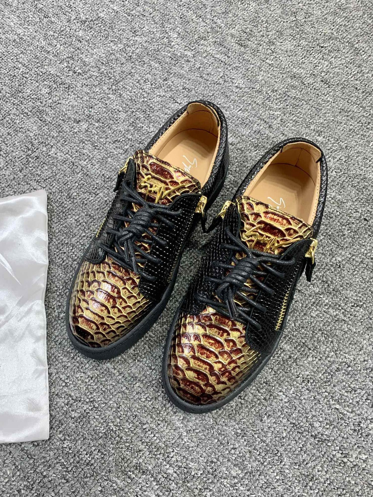 Giuseppe Zanotti Black Snakeskin Low-Top Sneakers — hero