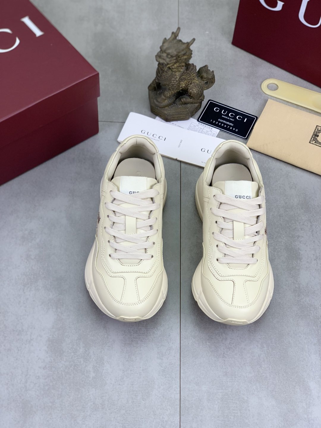 Gucci Tiger Graphic Chunky Sneakers — front