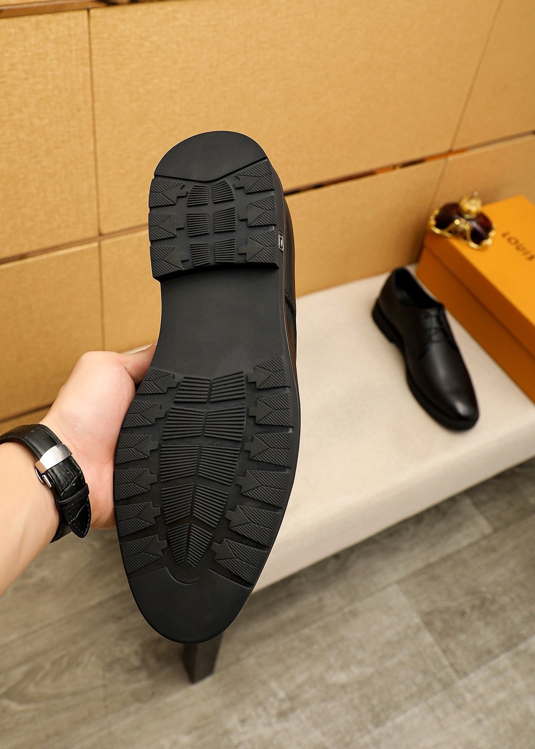 Louis Vuitton Black Textured Lace-Up Dress Shoes — detail