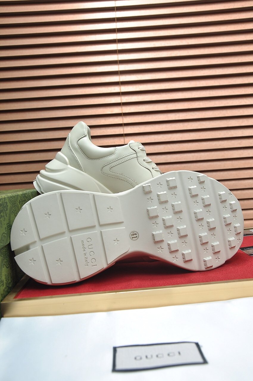 Gucci White Graphic Low-Top Sneakers — detail