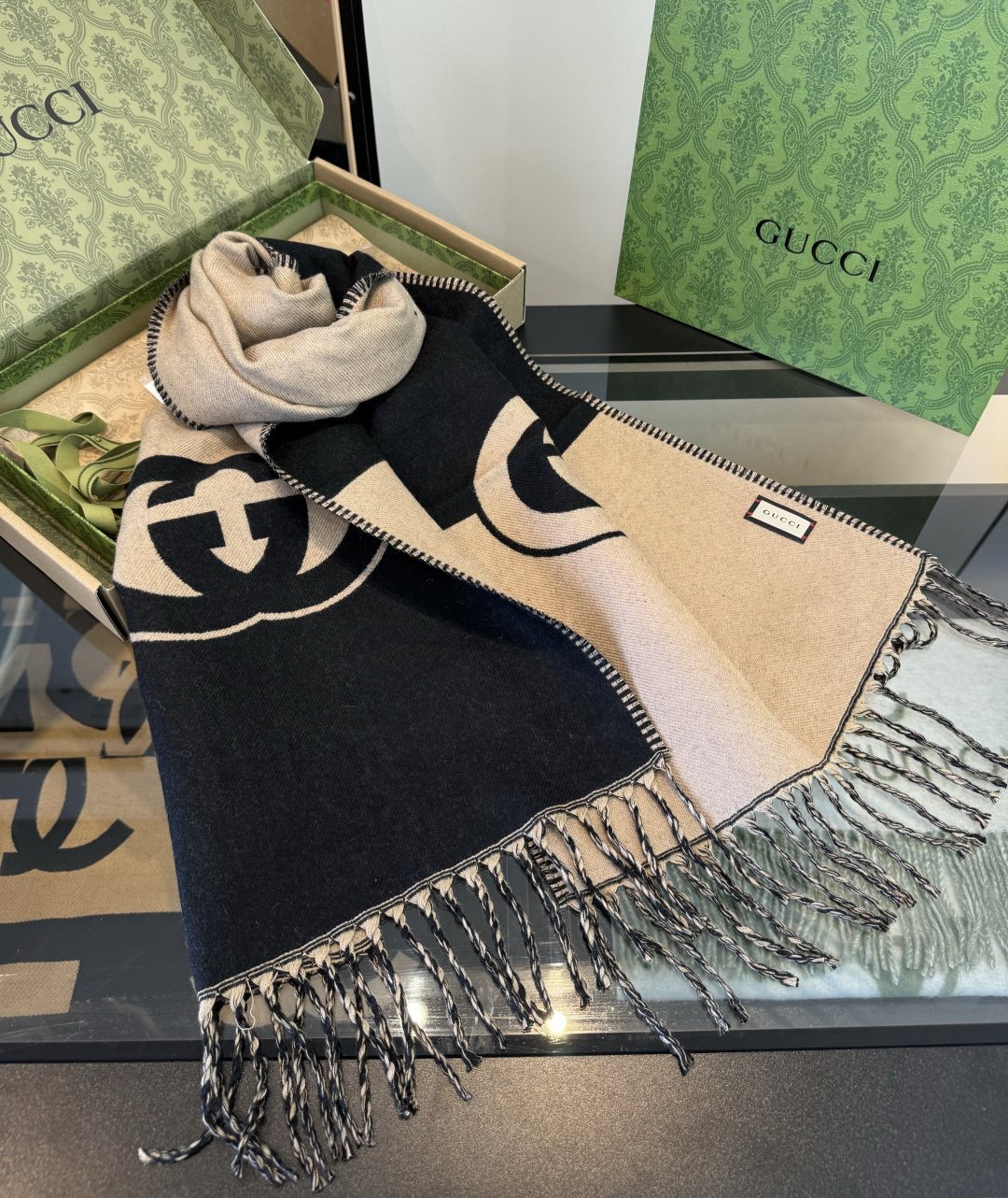 Gucci Black & Beige Fringed Scarf — front