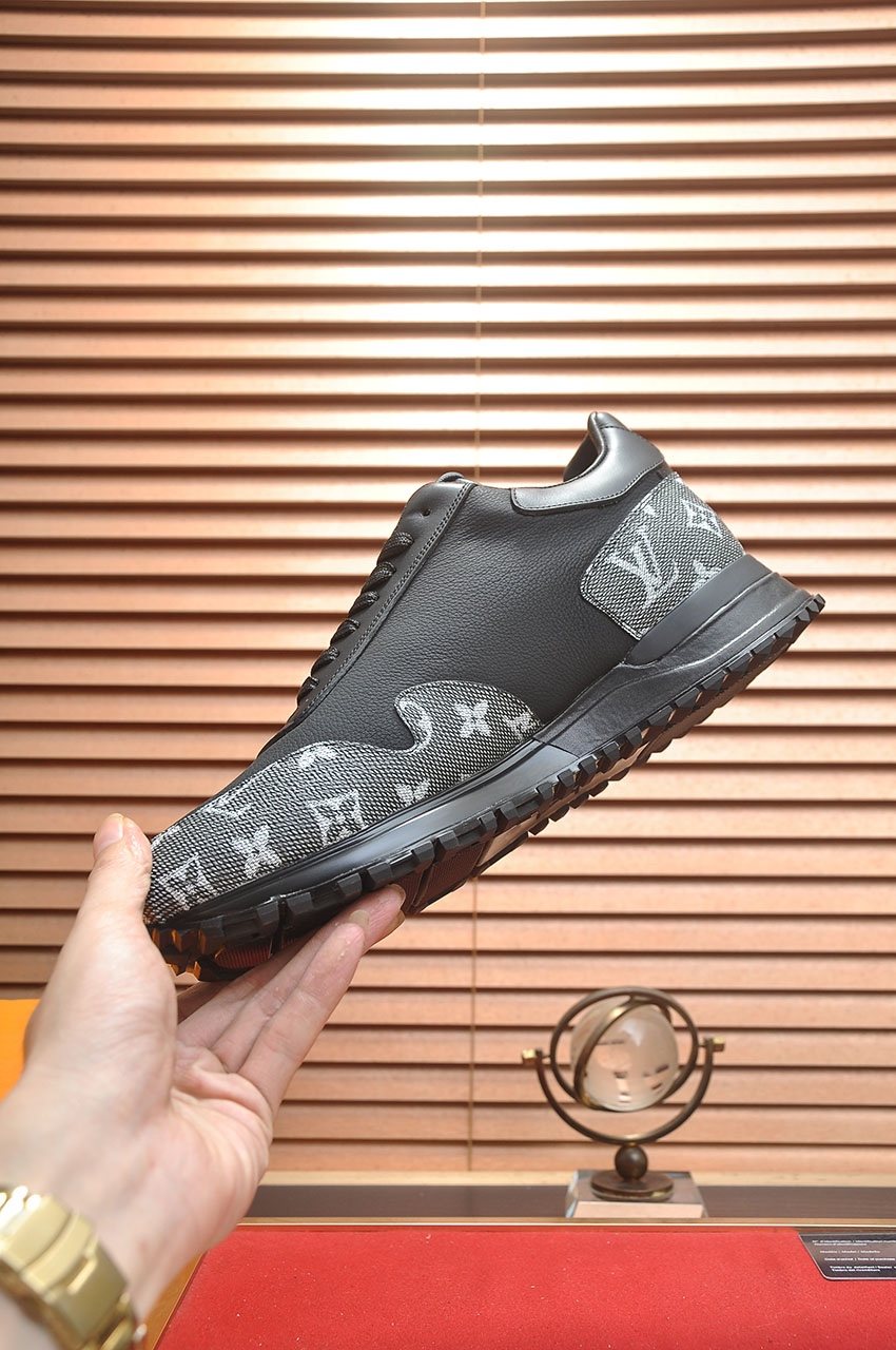 Louis Vuitton Black and Gray Low-Top Sneakers — model