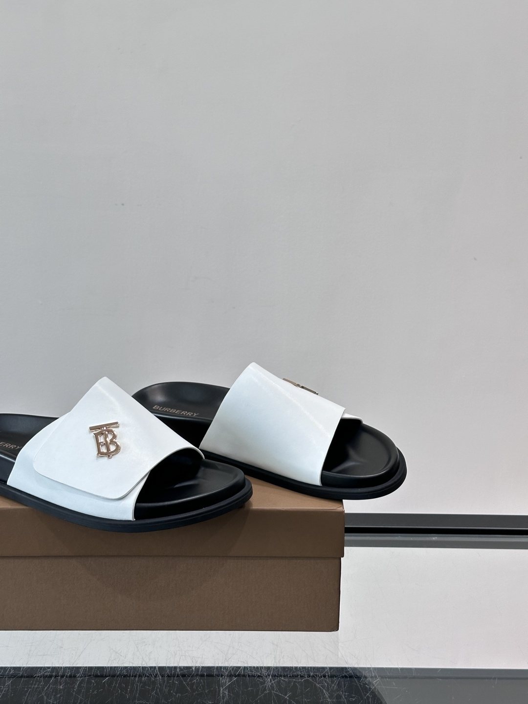 Burberry Men’s White Leather Logo Slide Sandals — side