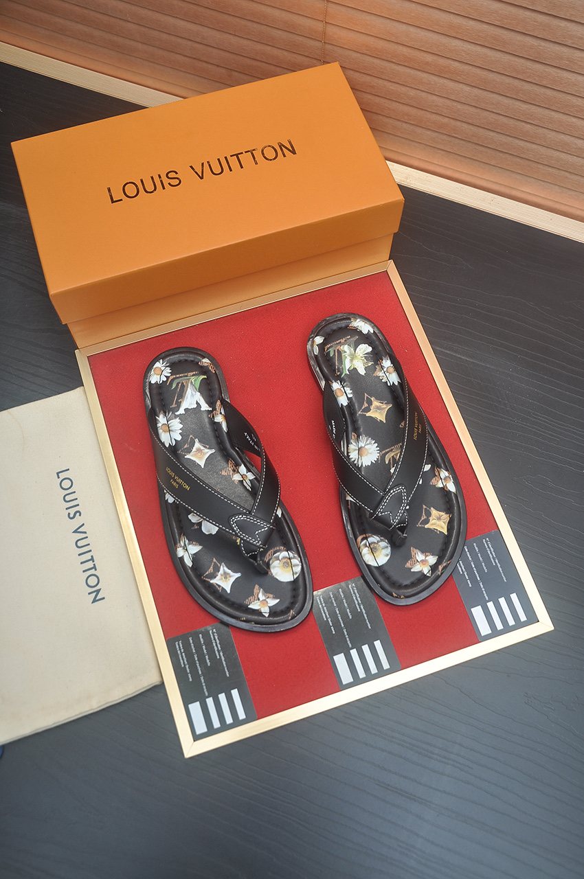 Louis Vuitton Black Floral Print Thong Sandals — front