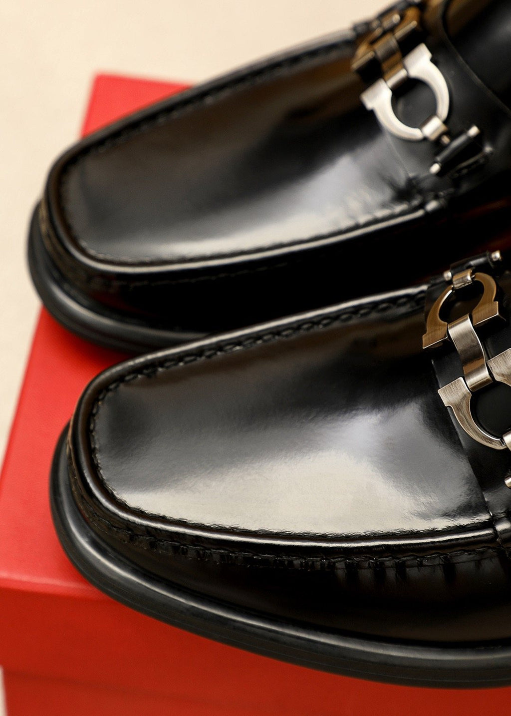 Ferragamo Black Bit Loafers — detail