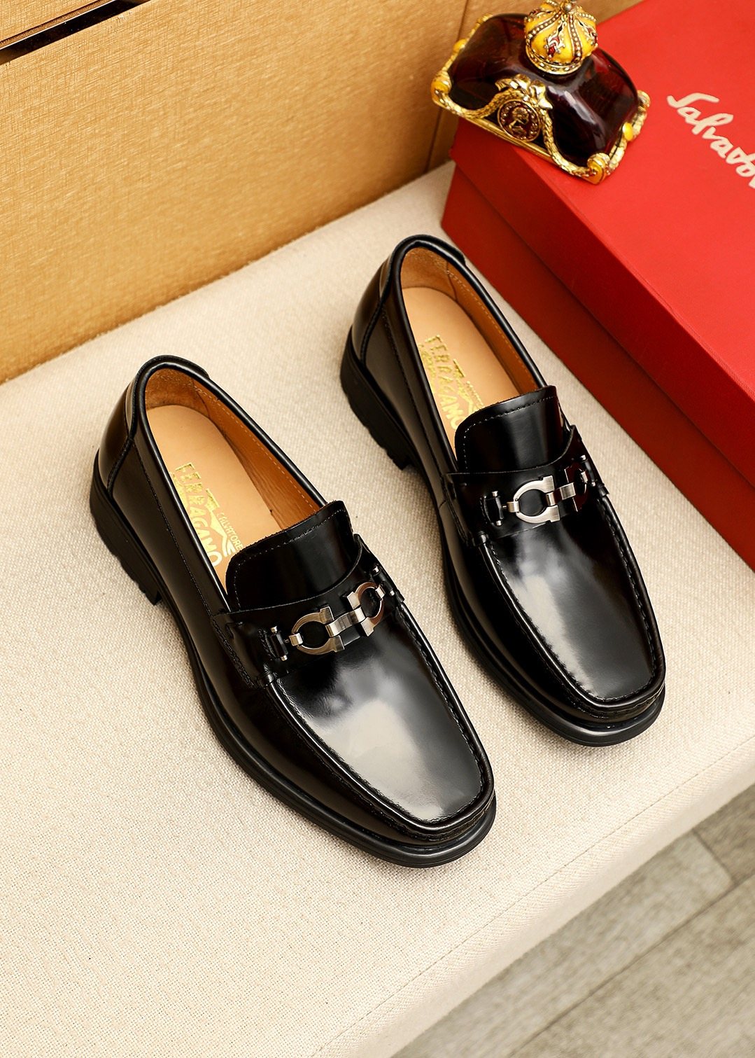 Ferragamo Black Bit Loafers — front