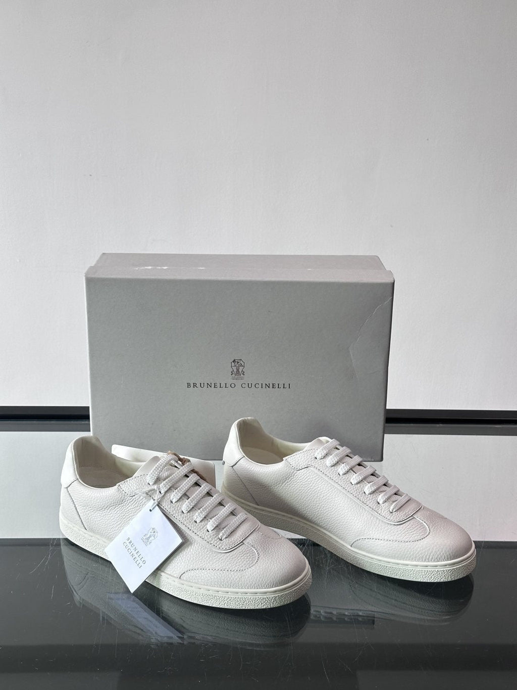 Brunello Cucinelli Light Gray Leather Low-Top Sneakers — front