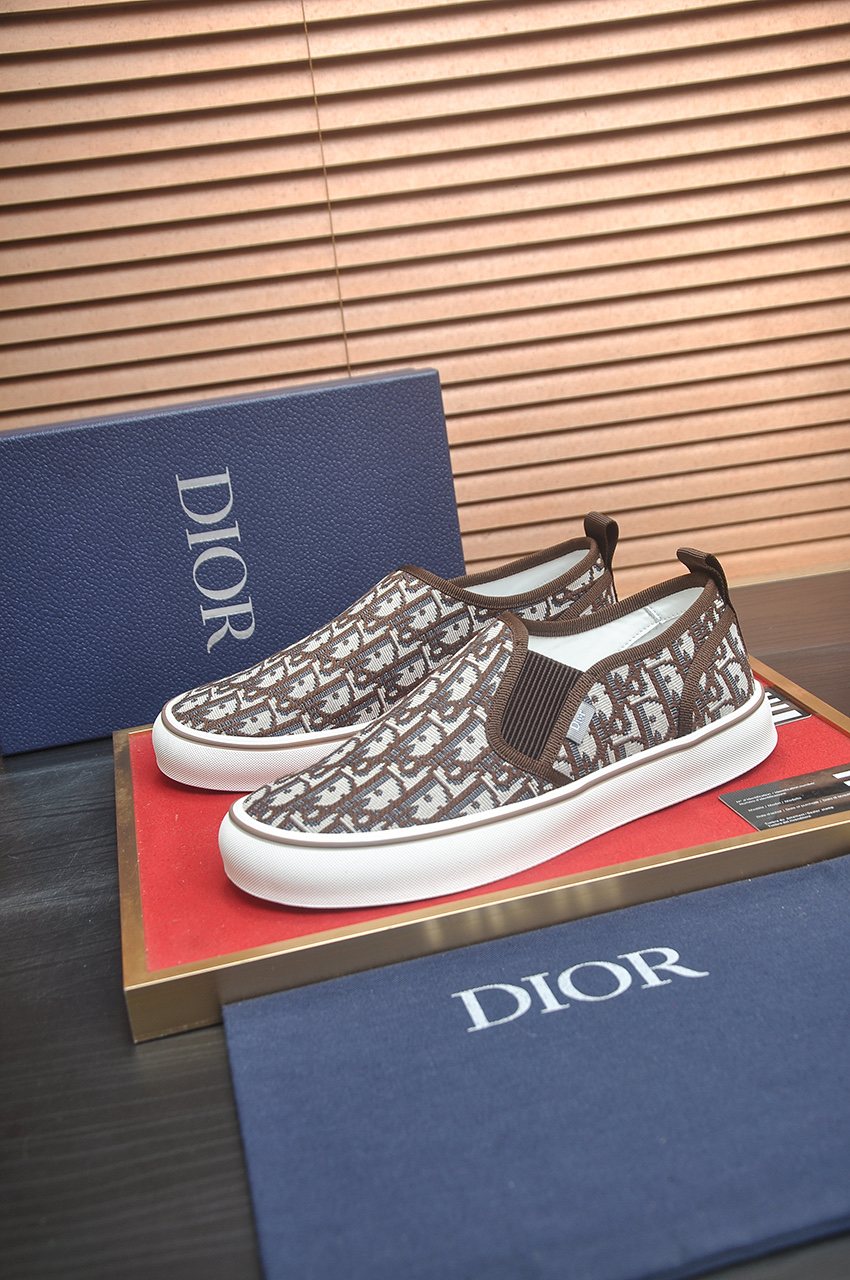 Dior Patterned Slip-On Shoes — side