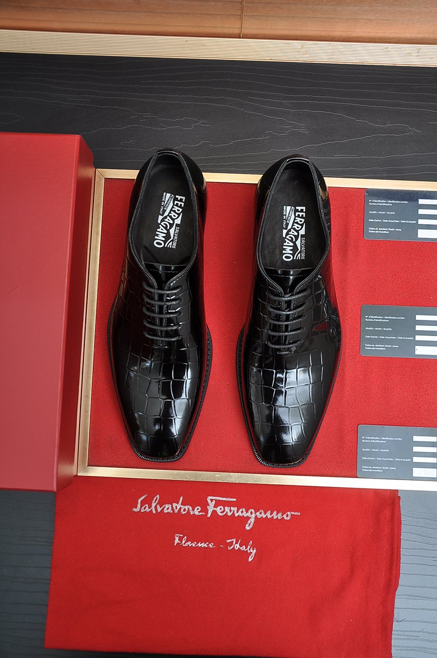Ferragamo Black Embossed Lace-Up Dress Shoes — front