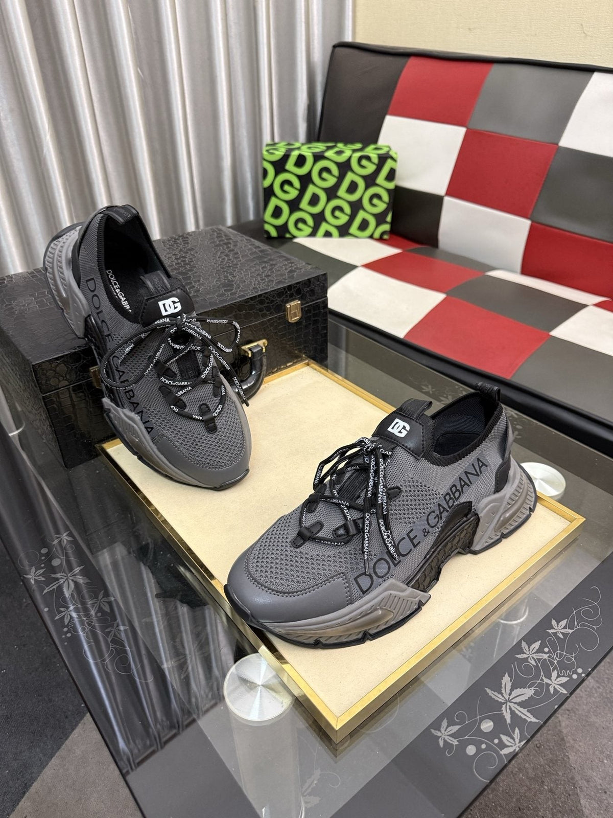 Dolce & Gabbana Gray and Black Chunky Sneakers — front