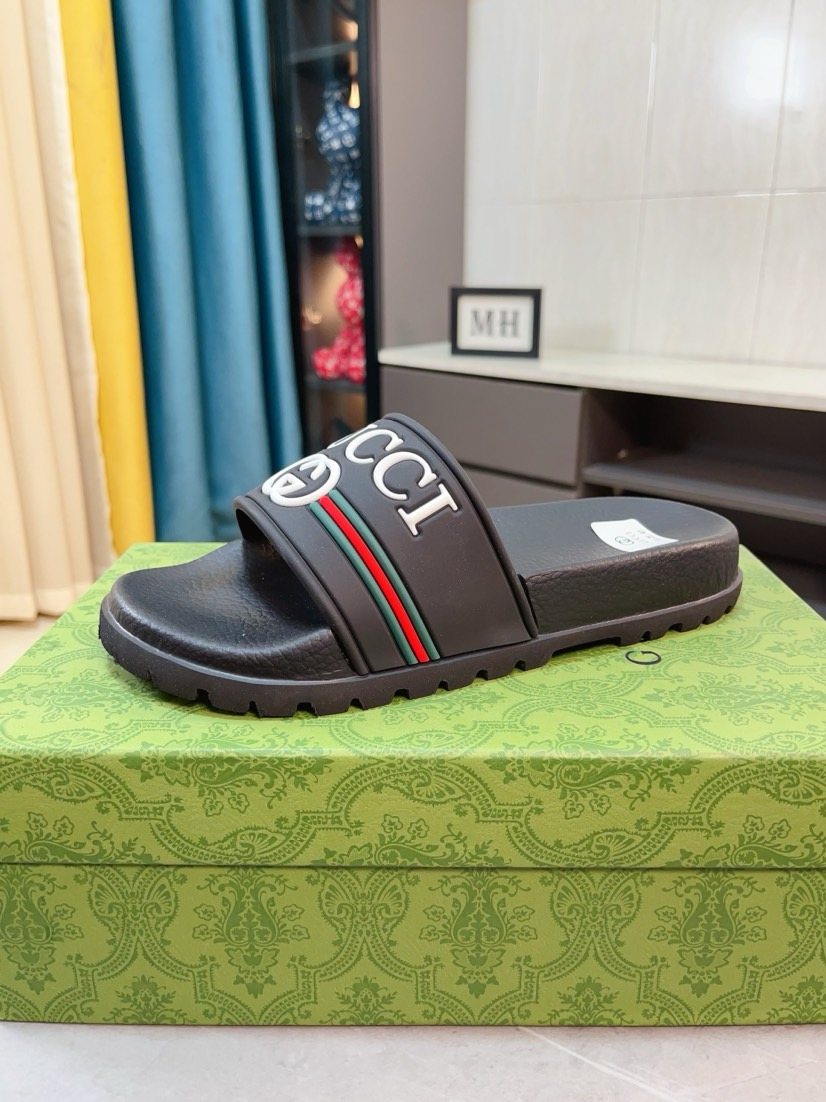 Gucci Striped Black Slide Sandals — front