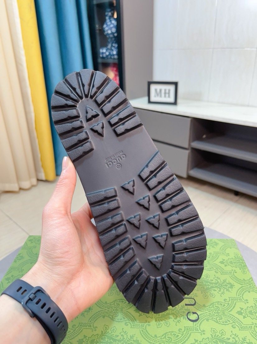 Gucci Striped Black Slide Sandals — side