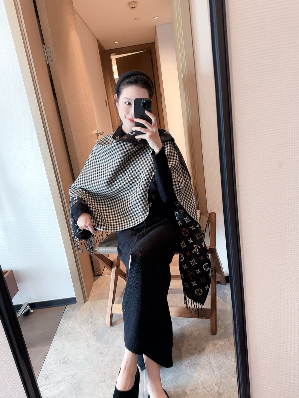 Louis Vuitton Reversible Monogram Scarf — model