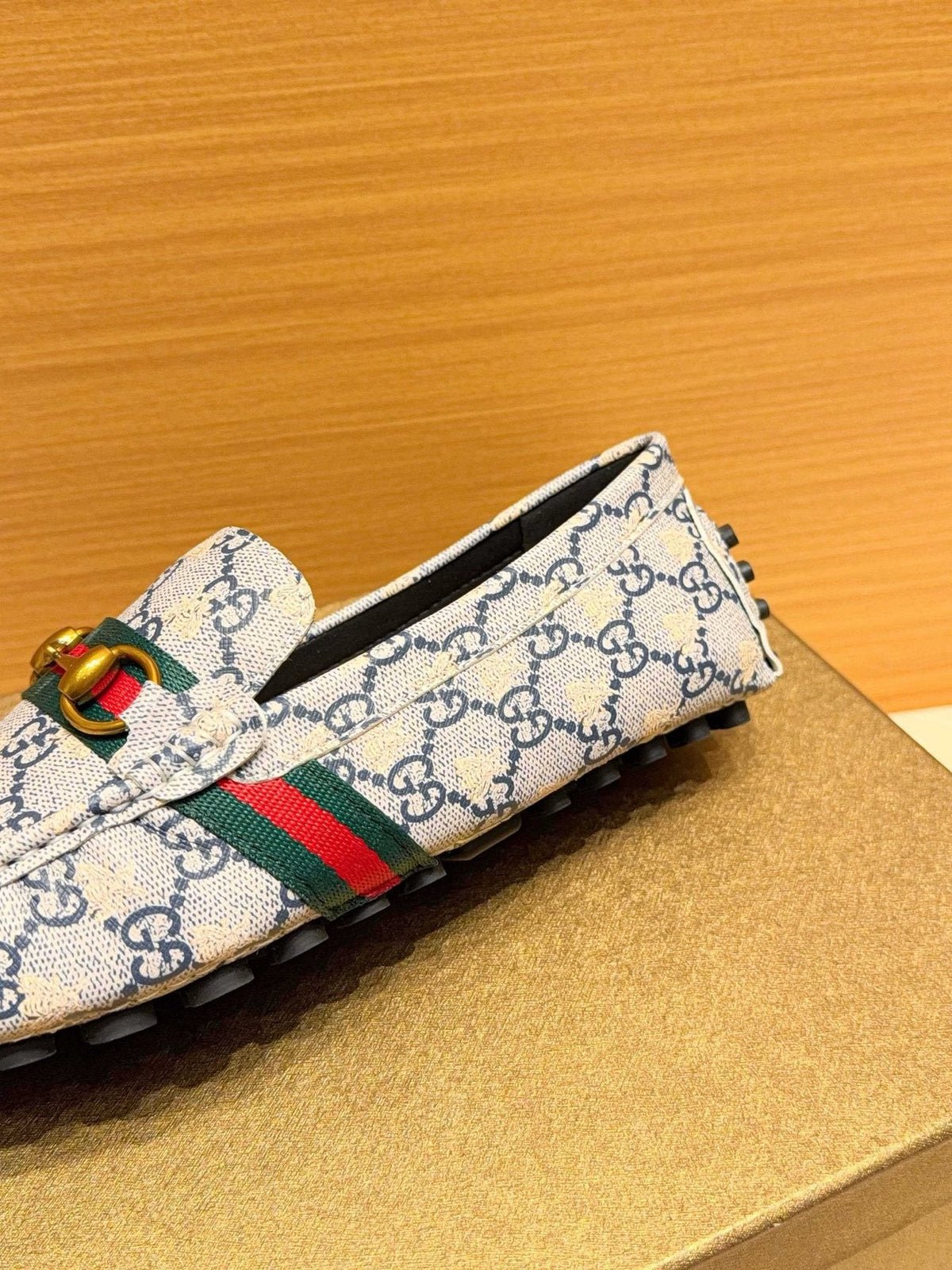Gucci Patterned Web Driving Loafers — detail