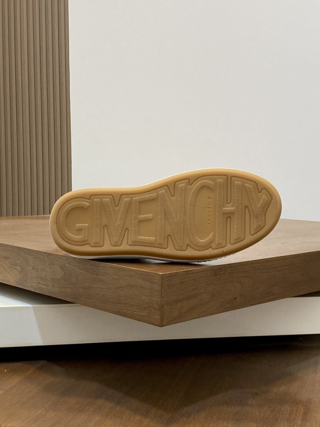 Givenchy Cream Low-Top Sneakers — detail