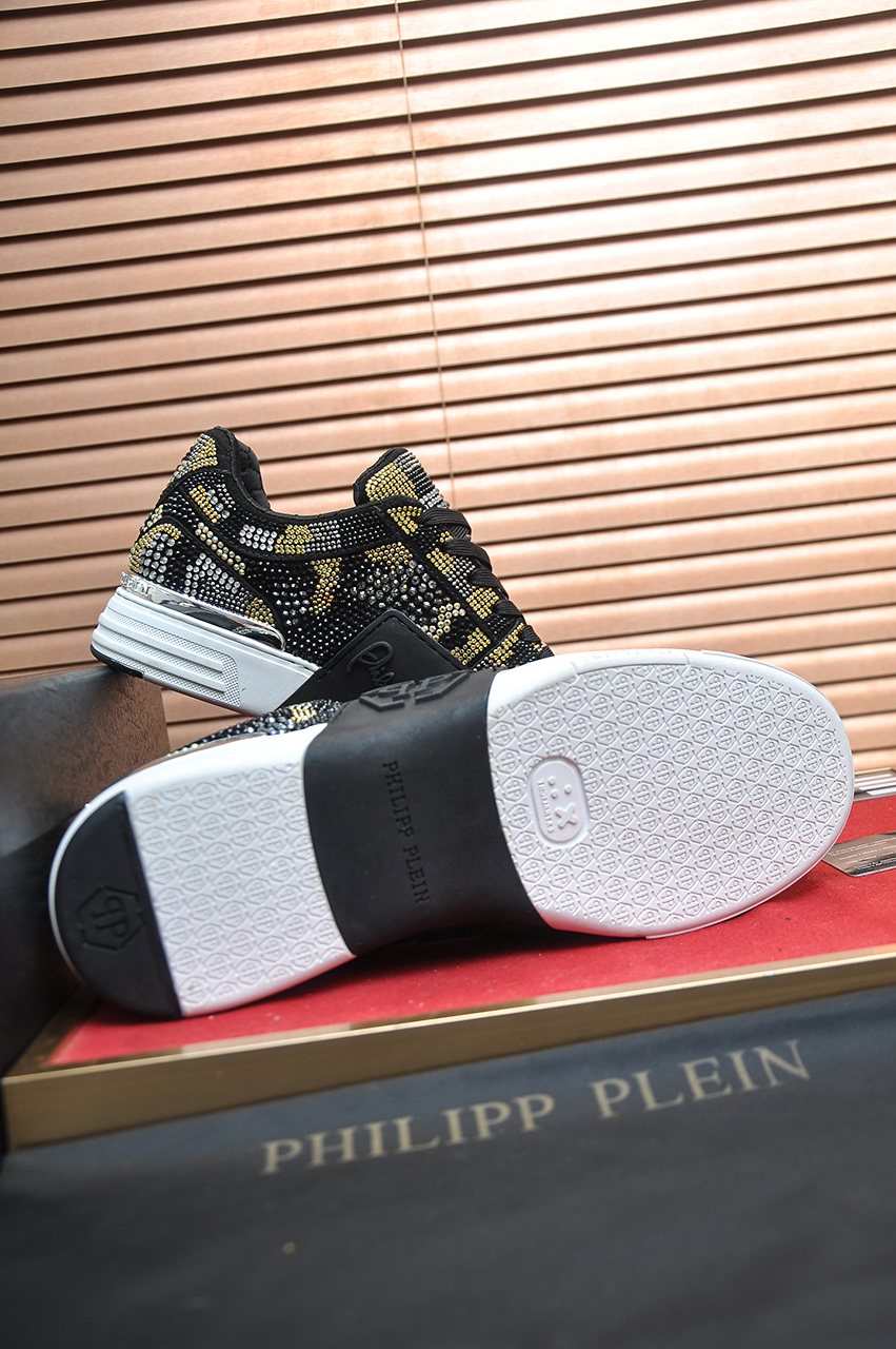 Philipp Plein Black & Gold Patterned Sneakers — detail
