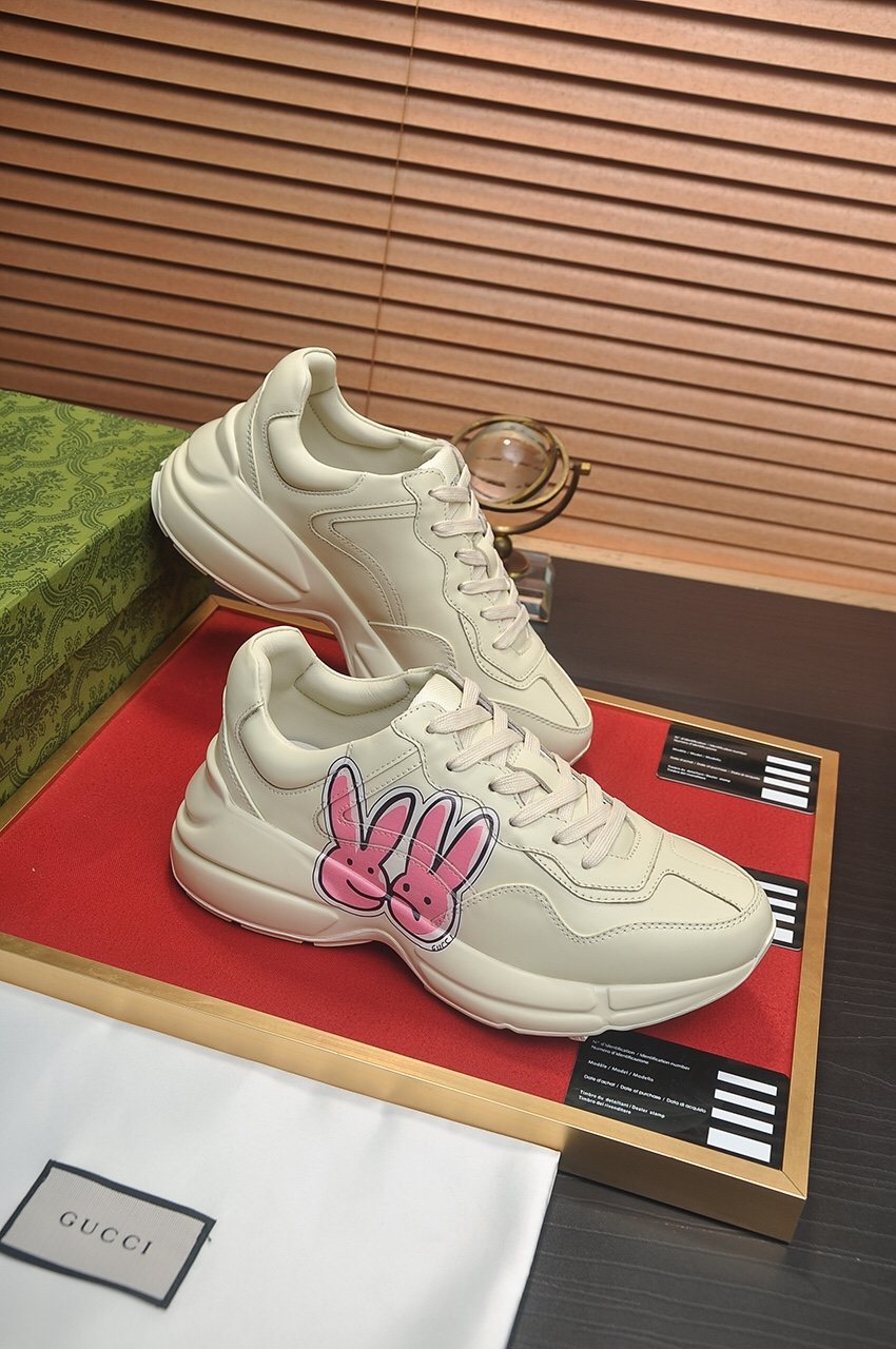 Gucci Ivory Pink Bunny Graphic Chunky Sneakers — side