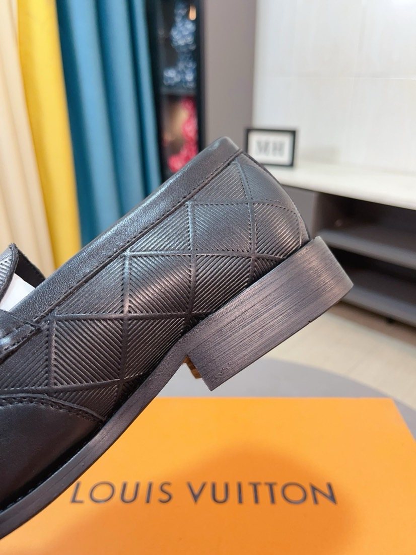 Louis Vuitton Embossed Logo Slip-On Dress Shoes — detail