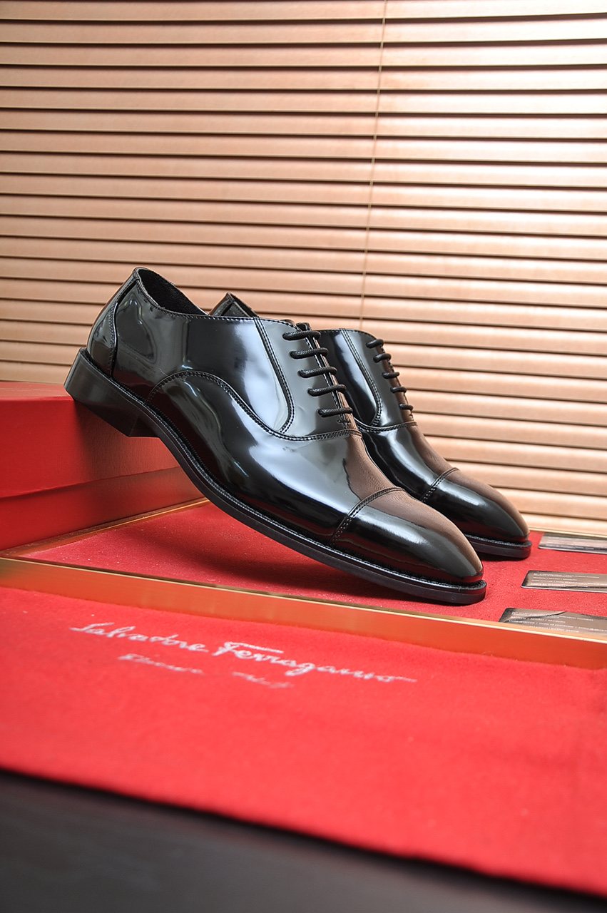 Ferragamo Black Cap-Toe Oxford Shoes — front