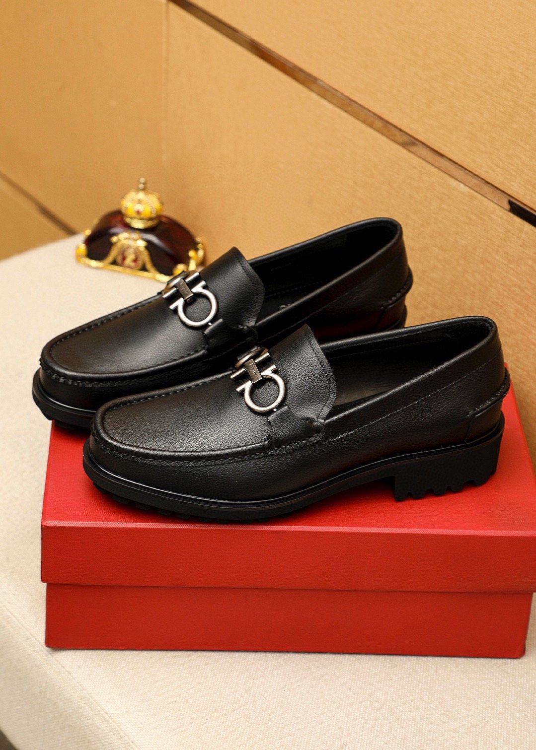 Ferragamo Black Hardware Loafers — front