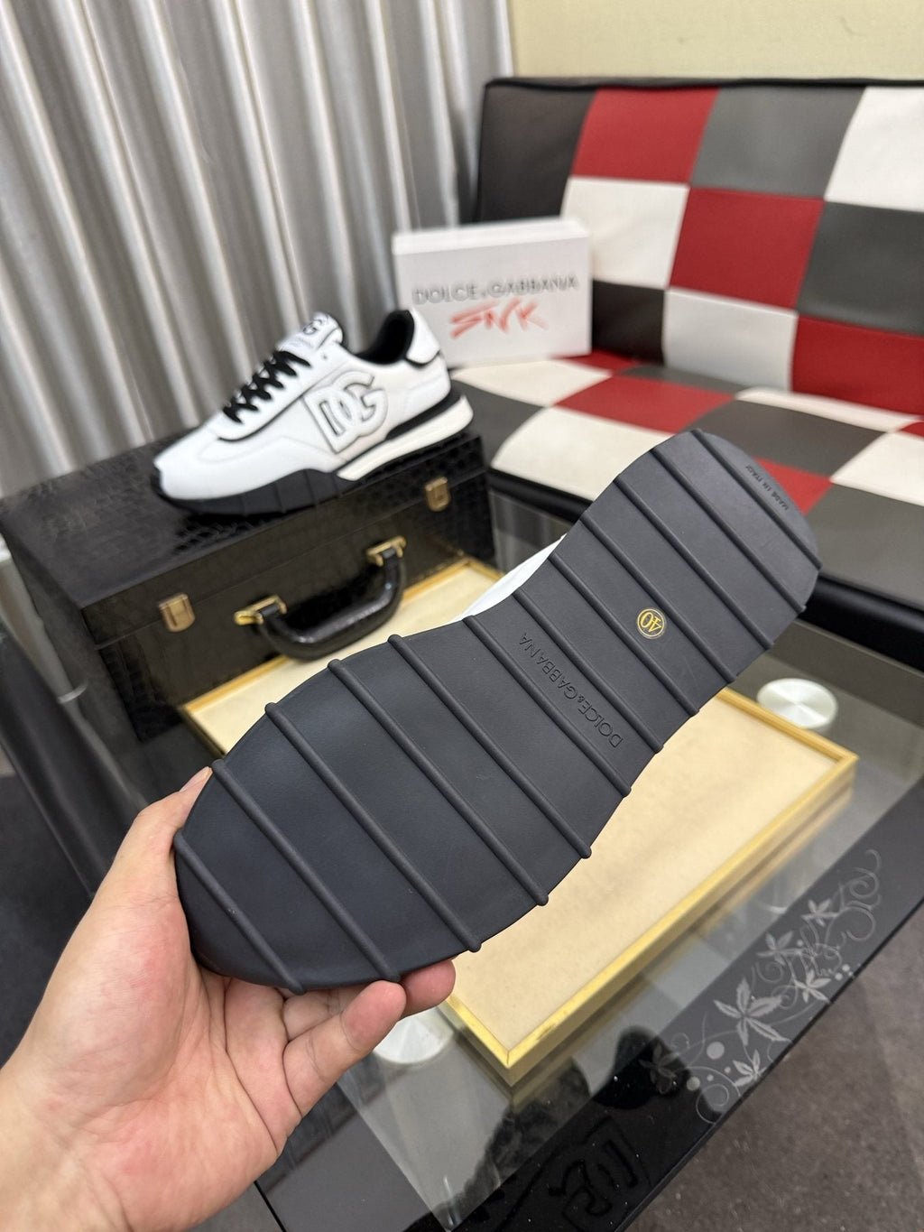 Dolce & Gabbana White and Black Segmented-Sole Sneakers — detail