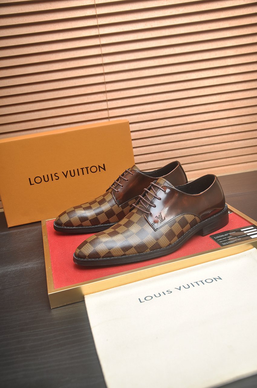 Louis Vuitton Brown Check Lace-Up Dress Shoes — hero