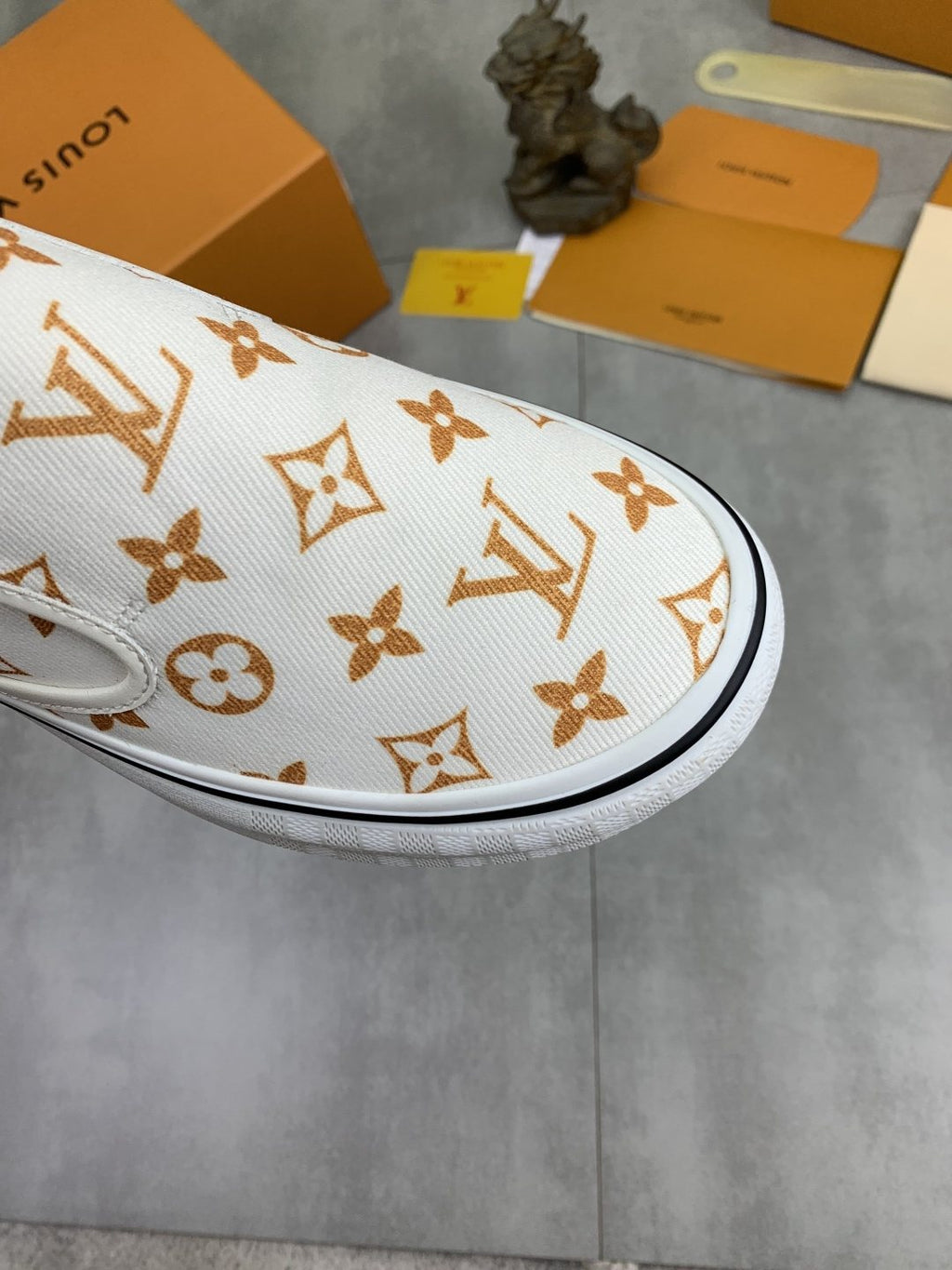 Louis Vuitton White Printed Slip-On Shoes — detail