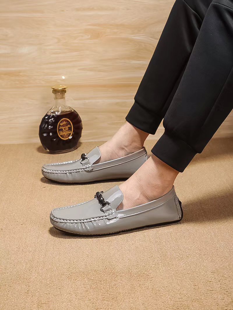 Versace Glossy Gray Bit Loafers — model