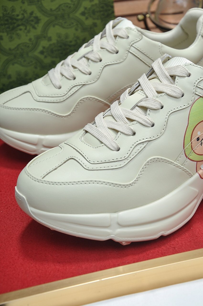 Gucci Bear Graphic Low-Top Sneakers — detail