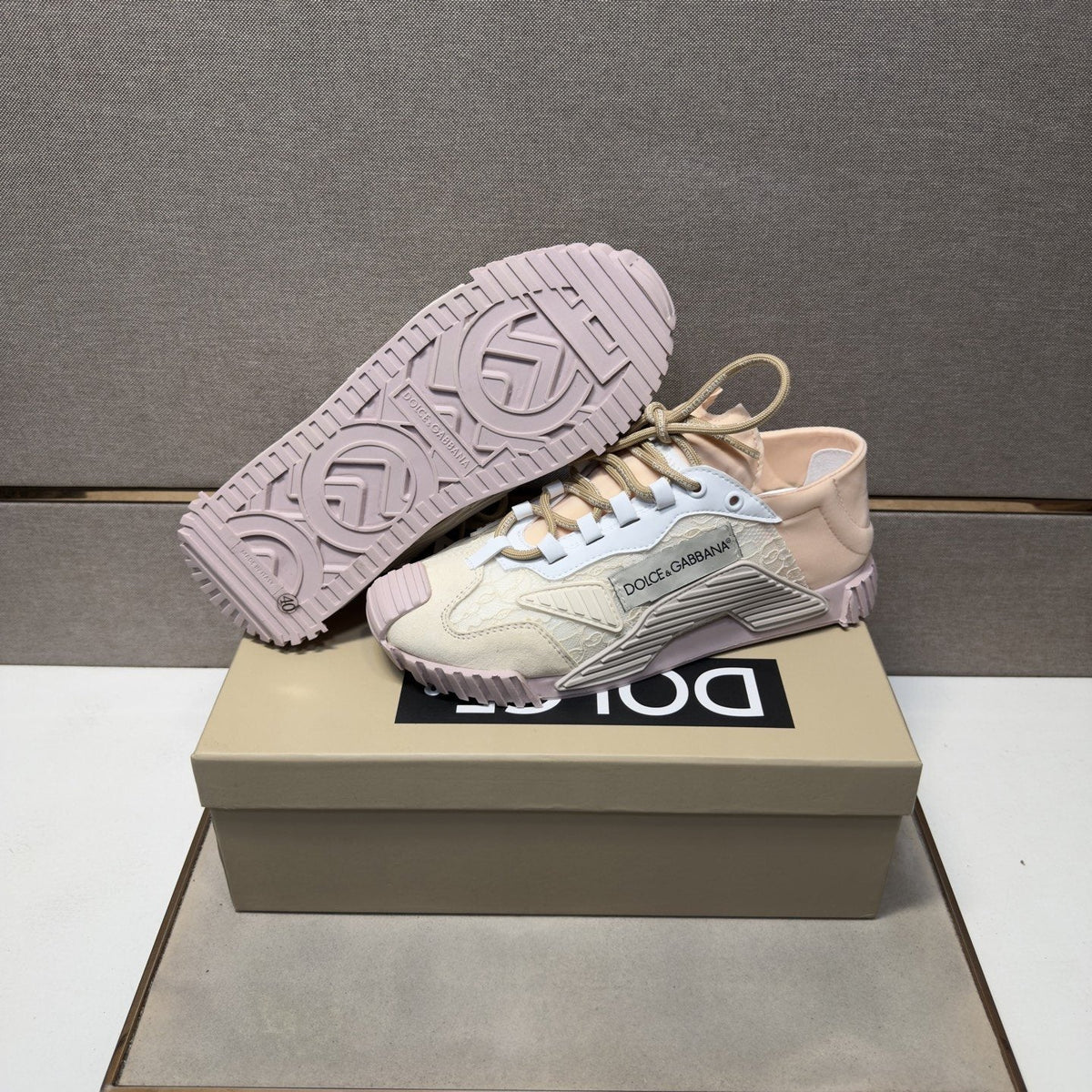 Dolce & Gabbana Cream Panel Low-Top Sneakers — detail