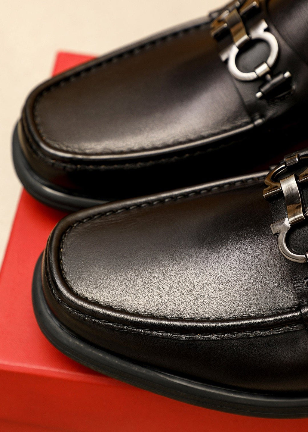Ferragamo Black Bit Loafers — detail