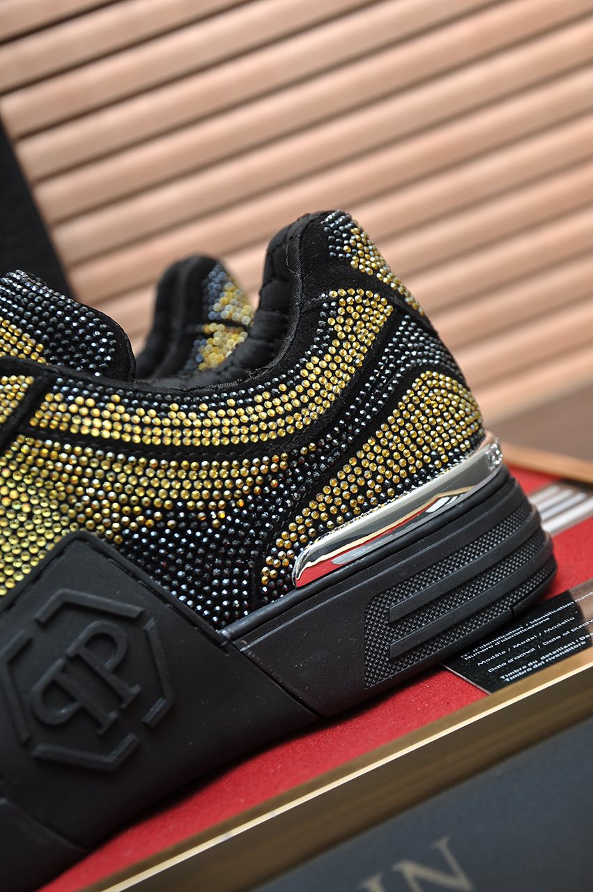 Philipp Plein Gold Studded Low-Top Sneakers — detail