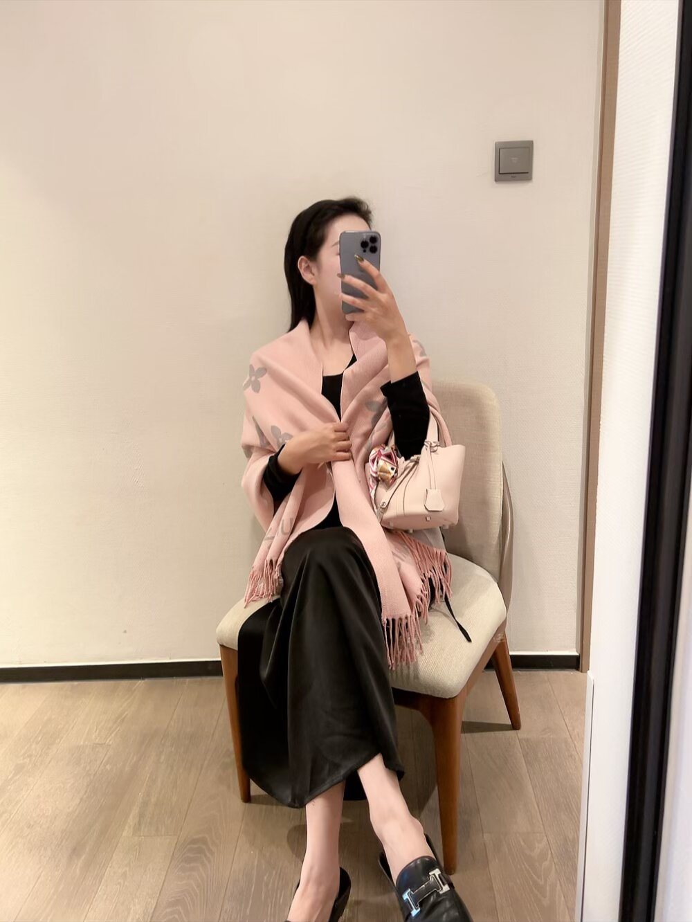 Louis Vuitton Fringed Monogram Scarf — model
