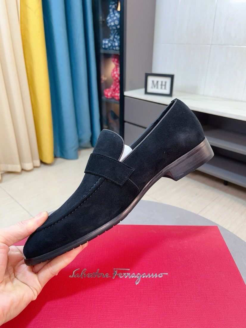 Salvatore Ferragamo Gold-Buckle Loafers — front