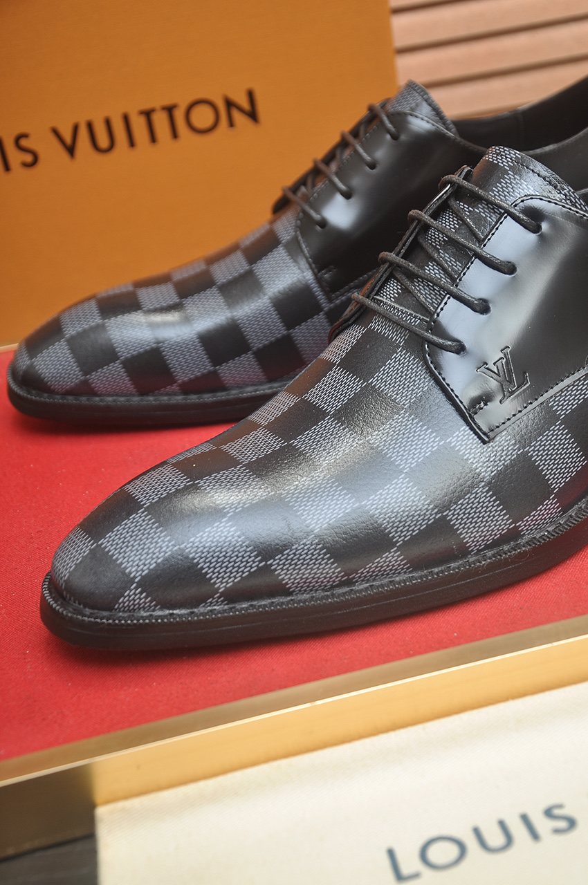 Louis Vuitton Black & Gray Checkerboard Lace-Up Dress Shoes — front
