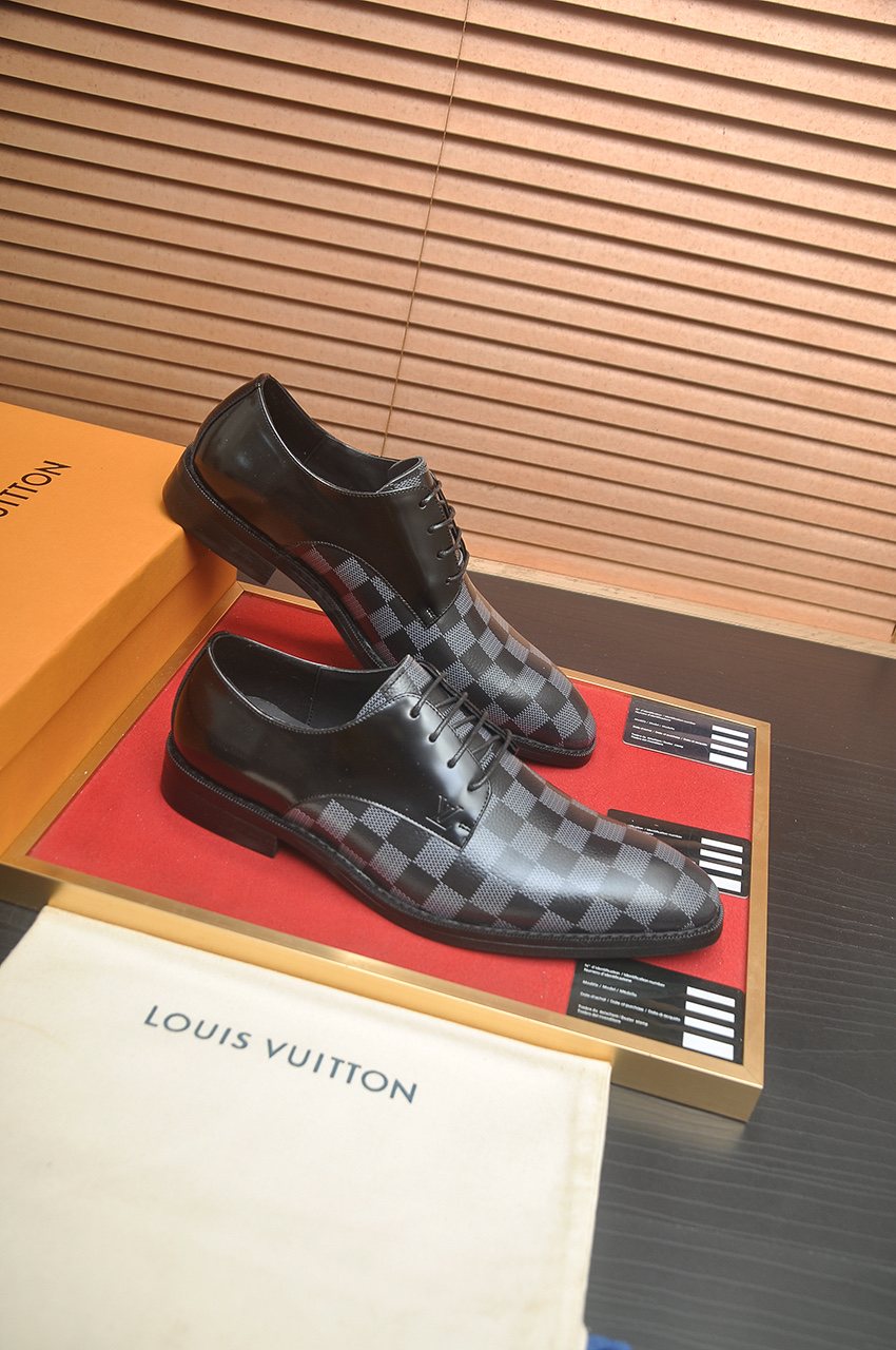 Louis Vuitton Black & Gray Checkerboard Lace-Up Dress Shoes — front