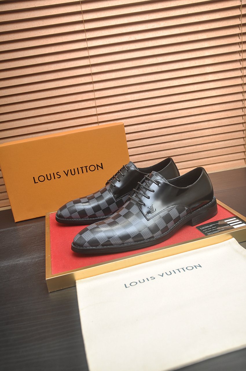 Louis Vuitton Black & Gray Checkerboard Lace-Up Dress Shoes — front