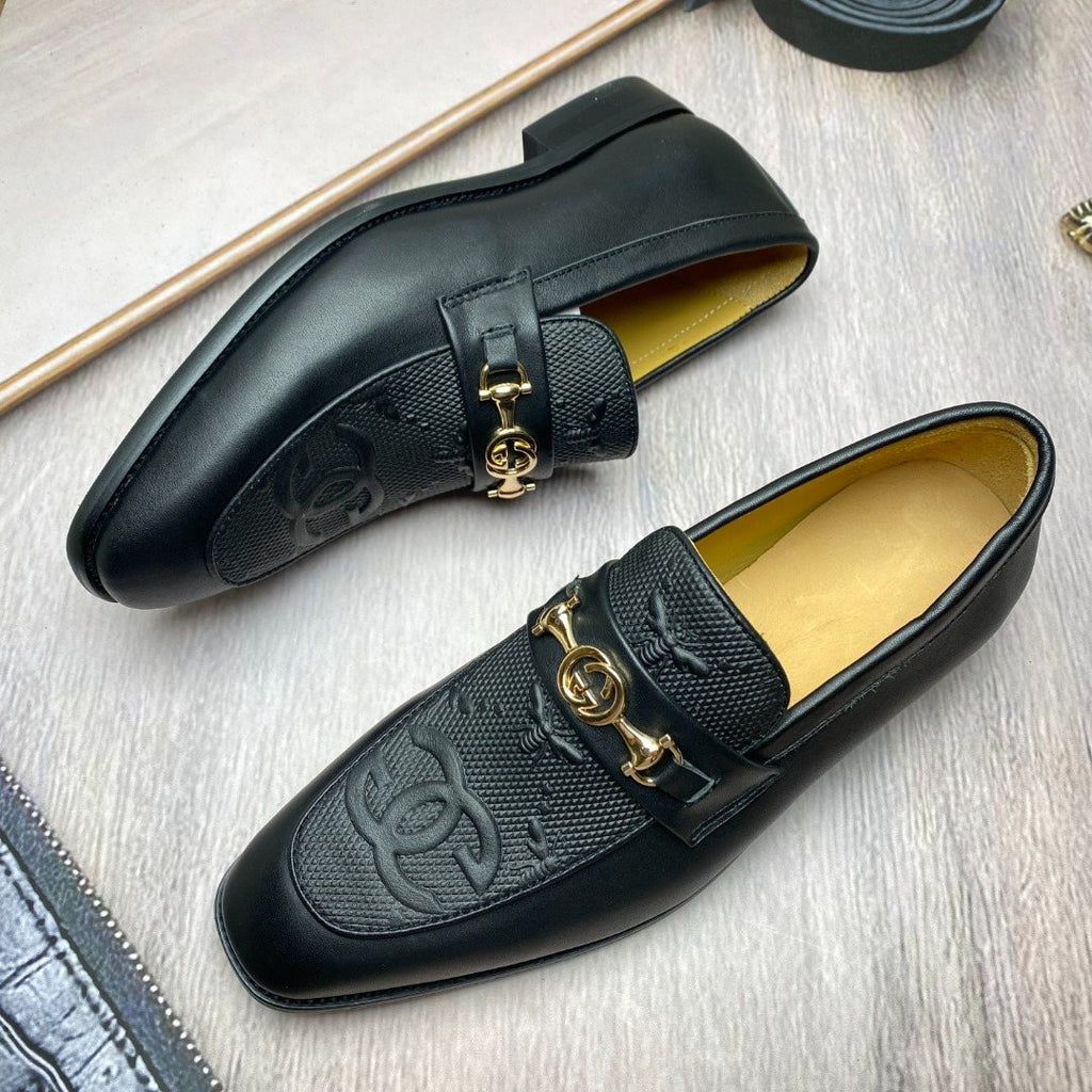 Gucci Black Gold-Tone Hardware Loafers — front