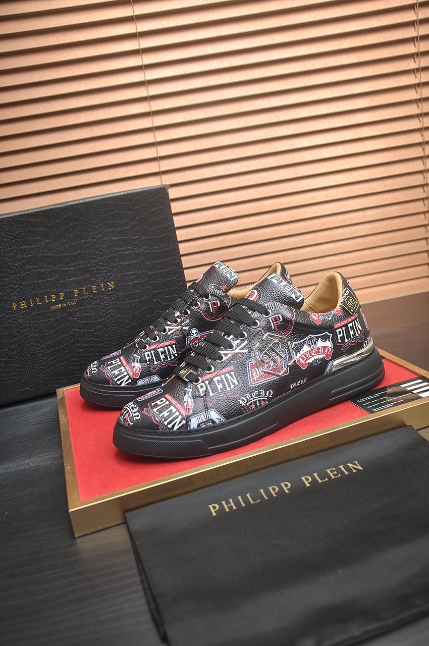 Philipp Plein Graphic Print Low-Top Sneakers — front