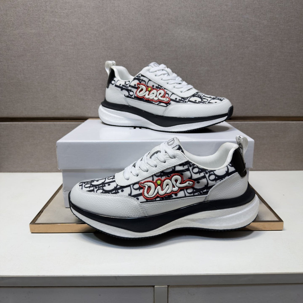 Dior Patterned Low-Top Men's Sneakers — side