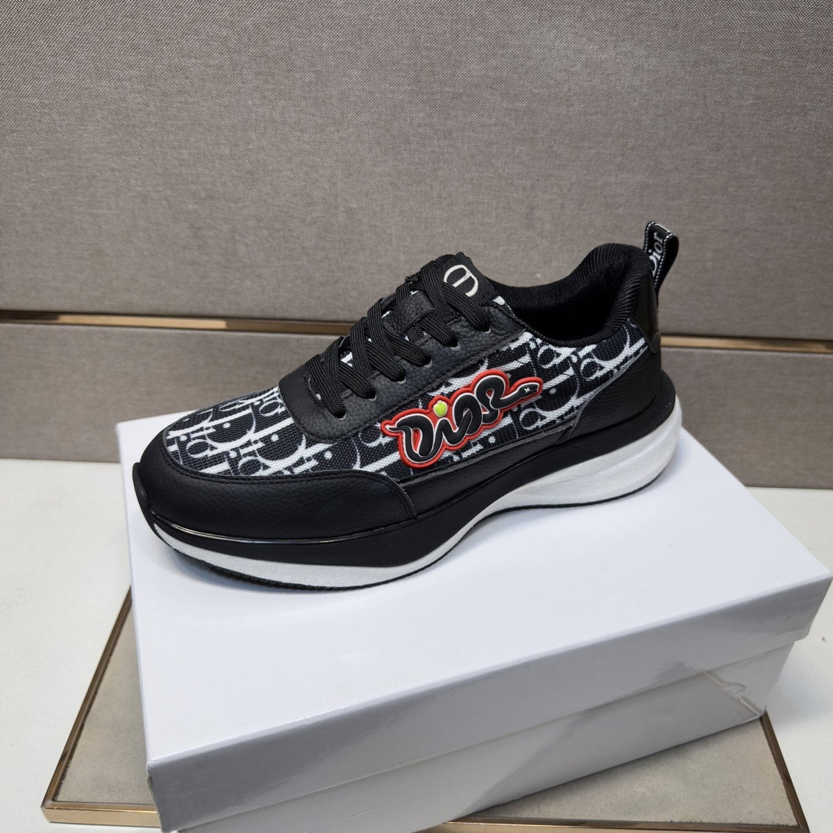 Dior Patterned Low-Top Men's Sneakers — side