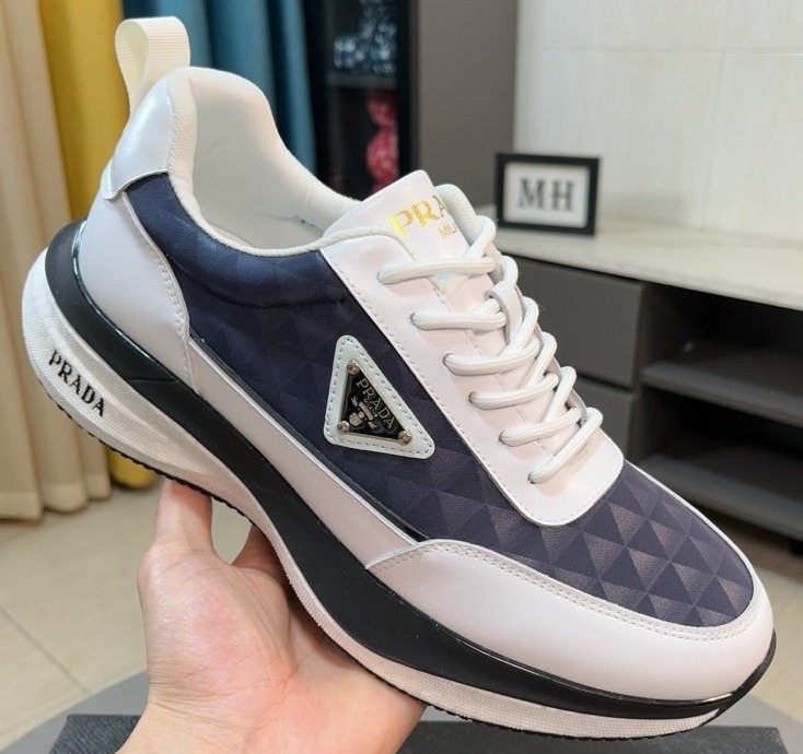 Prada Diamond-Pattern Low-Top Sneakers — front